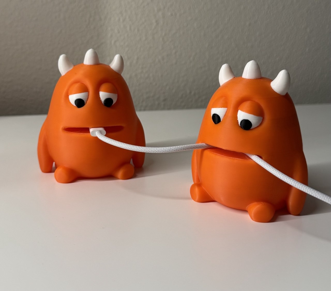 Bloopy™ Cable Monster (2-Pack)