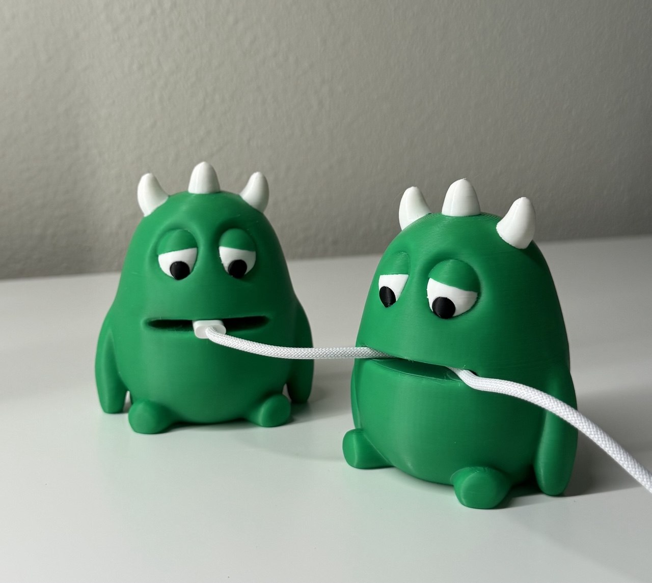 Bloopy™ Cable Monster (2-Pack)